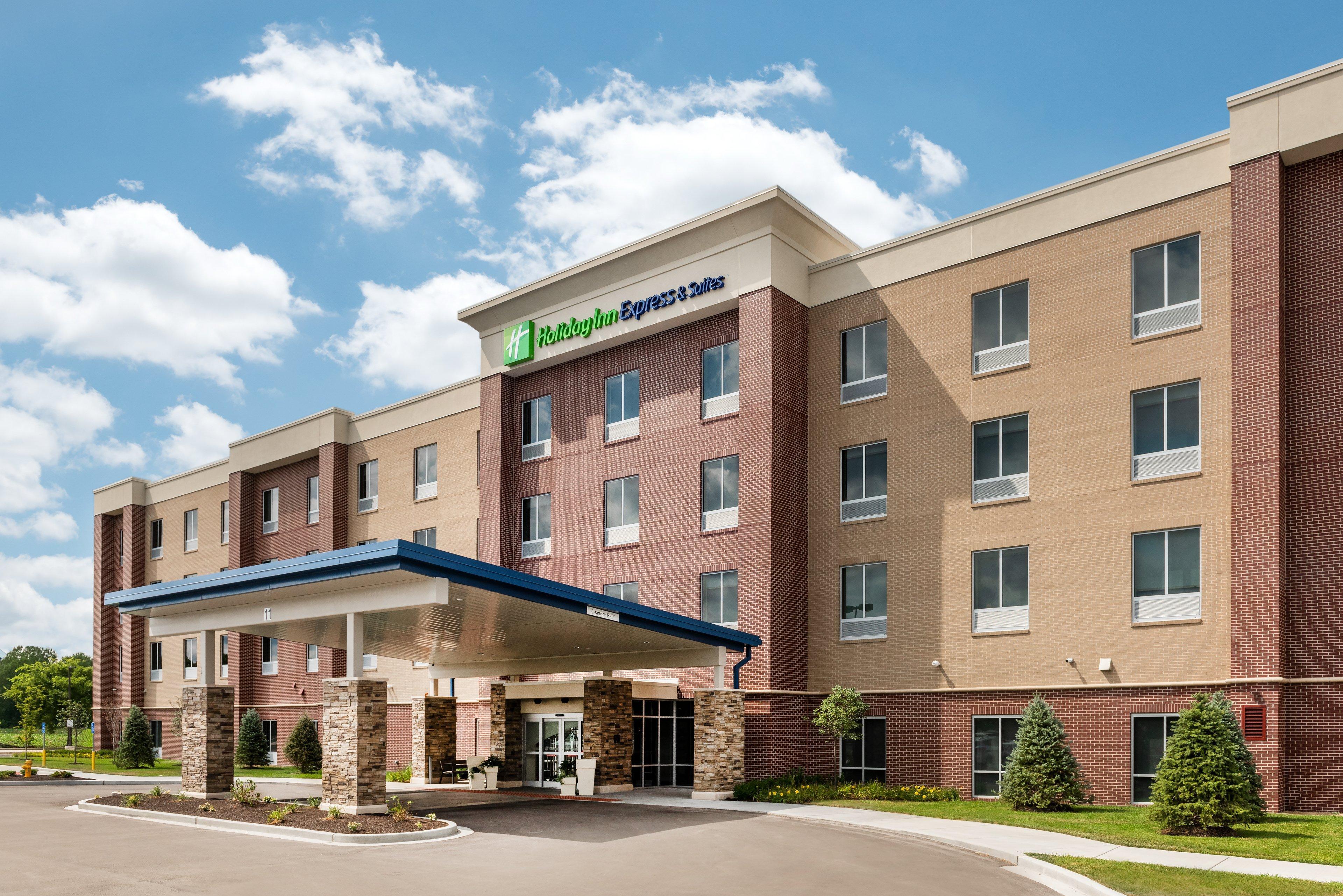 Holiday Inn Express & Suites St. Louis - Chesterfield, An Ihg Hotel Exterior photo